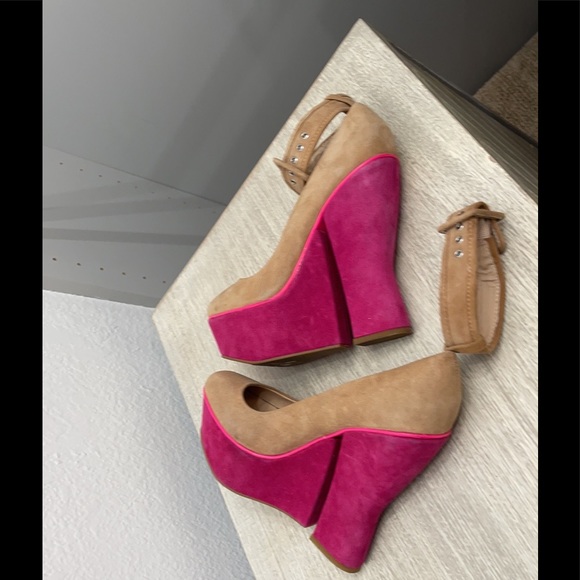 Dolce Vita Platforms - Picture 10 of 13